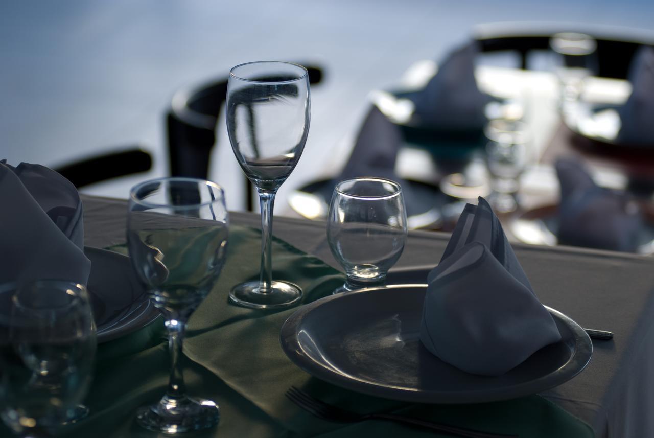 Oyo Hotel Arembepe Beach Hotel, Camacari Екстер'єр фото